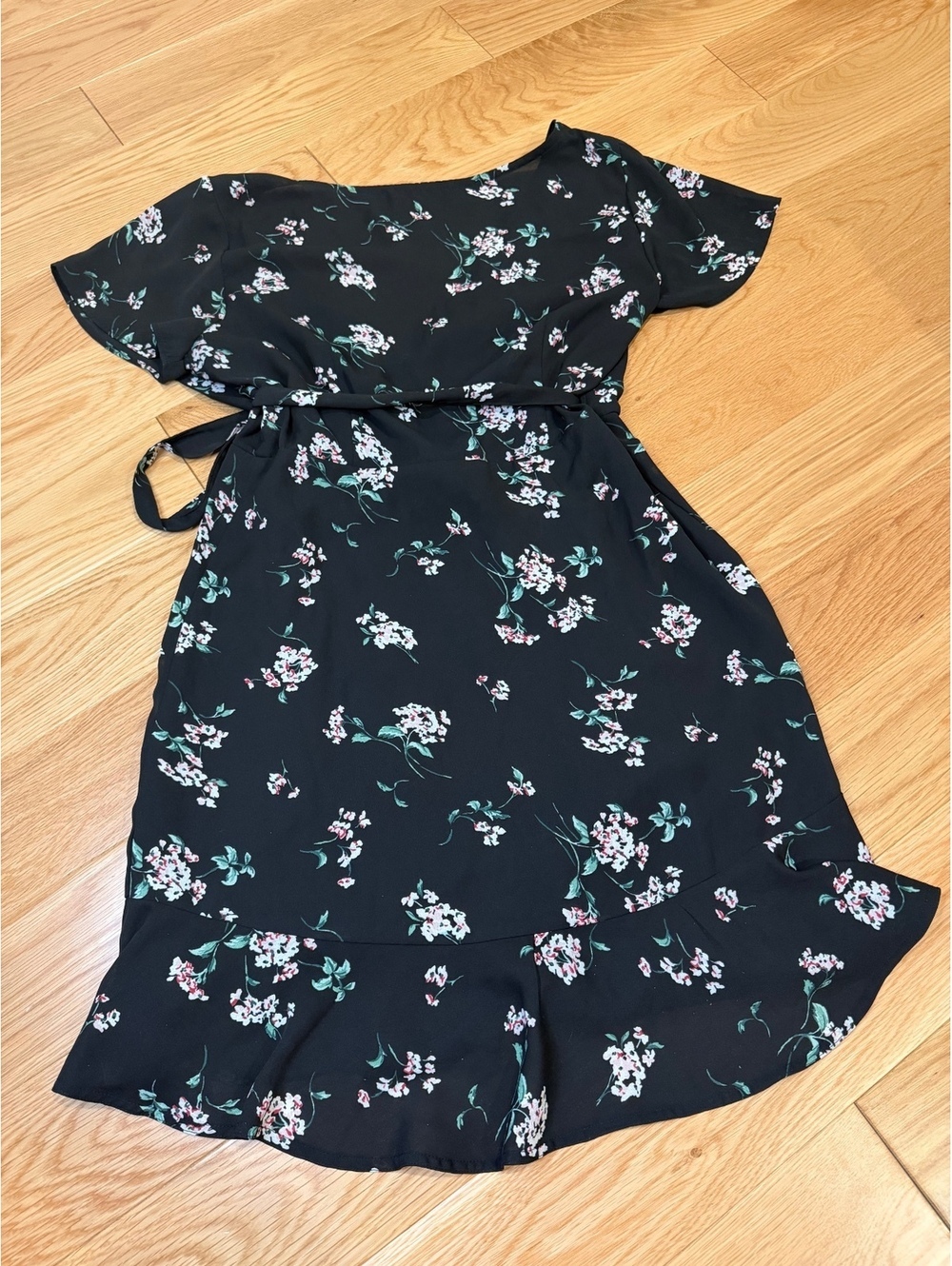 A&F Black Floral Short Sleeve Wrap Dress S
